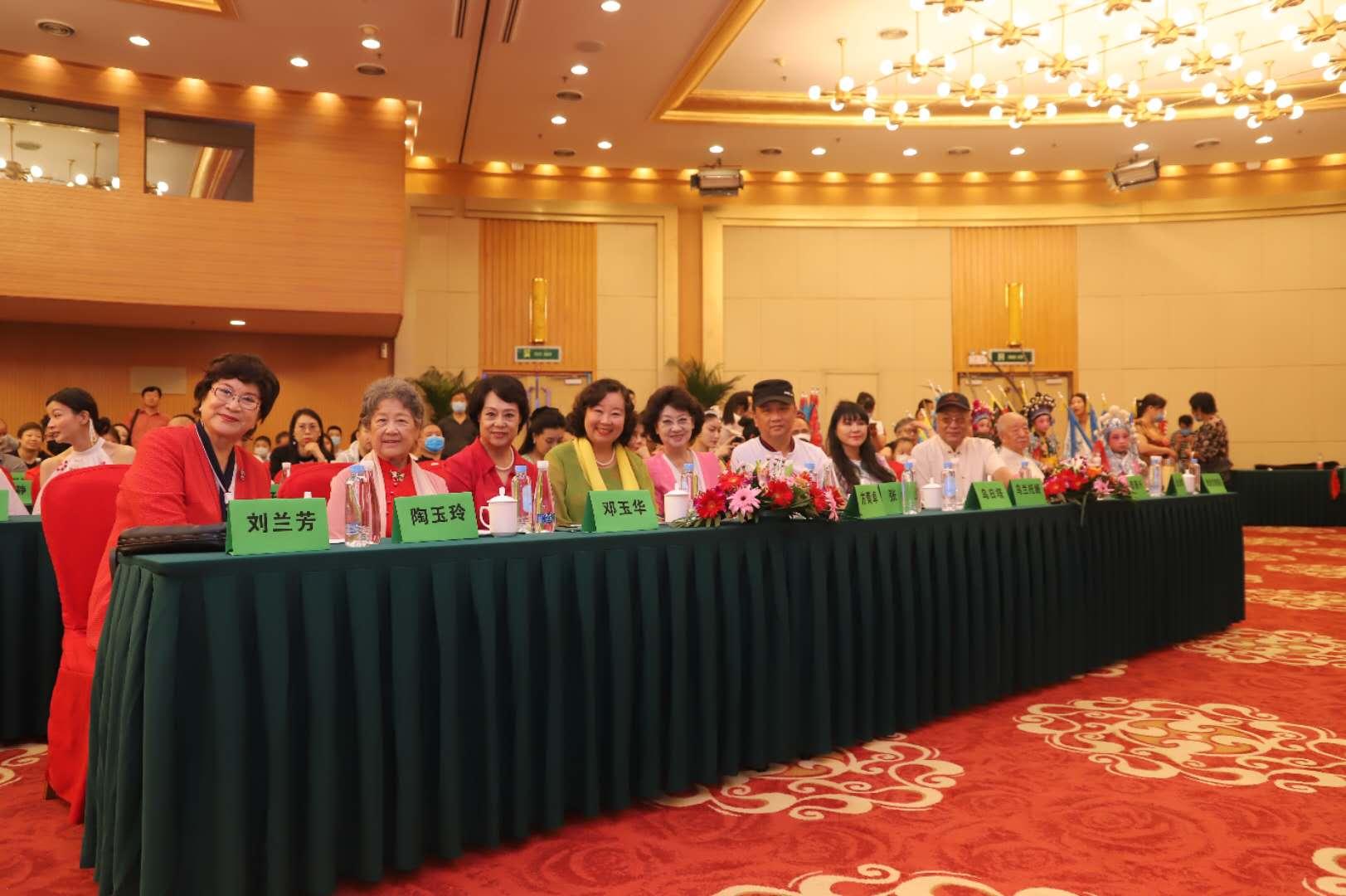 协会教育，培养未来领袖的关键力量