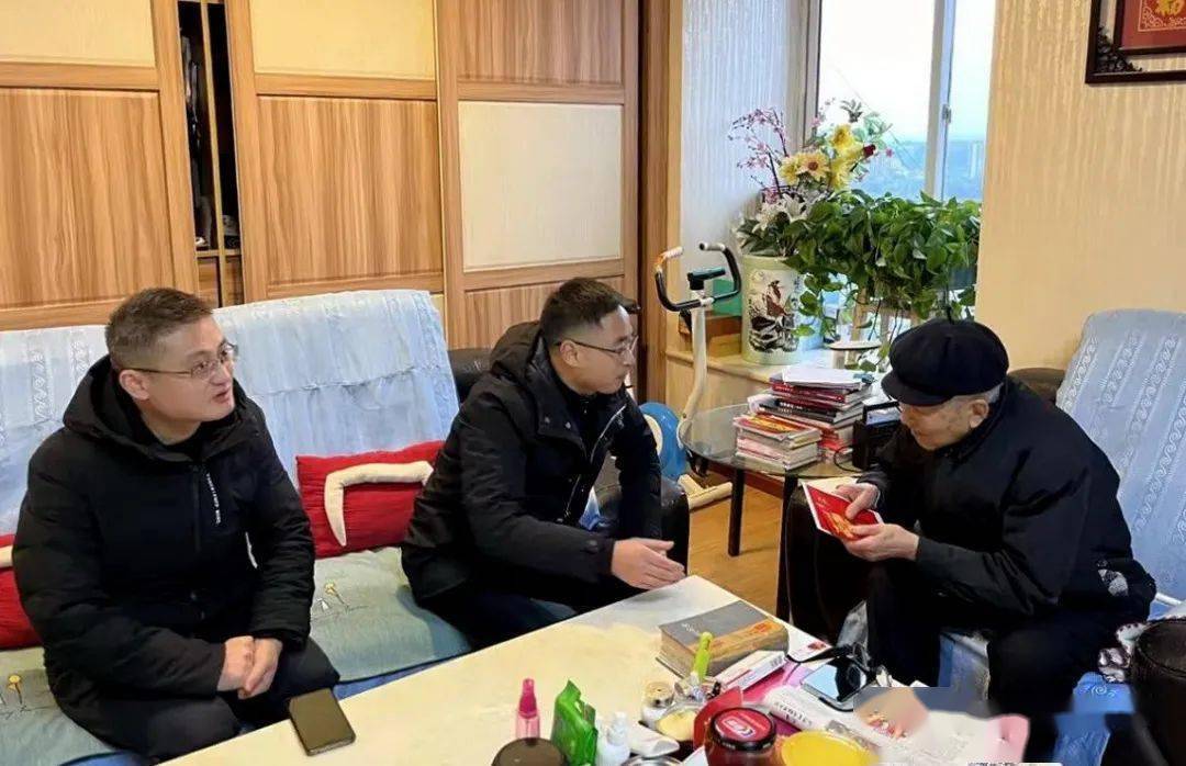 简阳离退休教育协会，传承智慧，助力社区发展