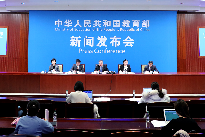 教育部负责人解读新时代高校思想政治理论课教师队伍建设规定