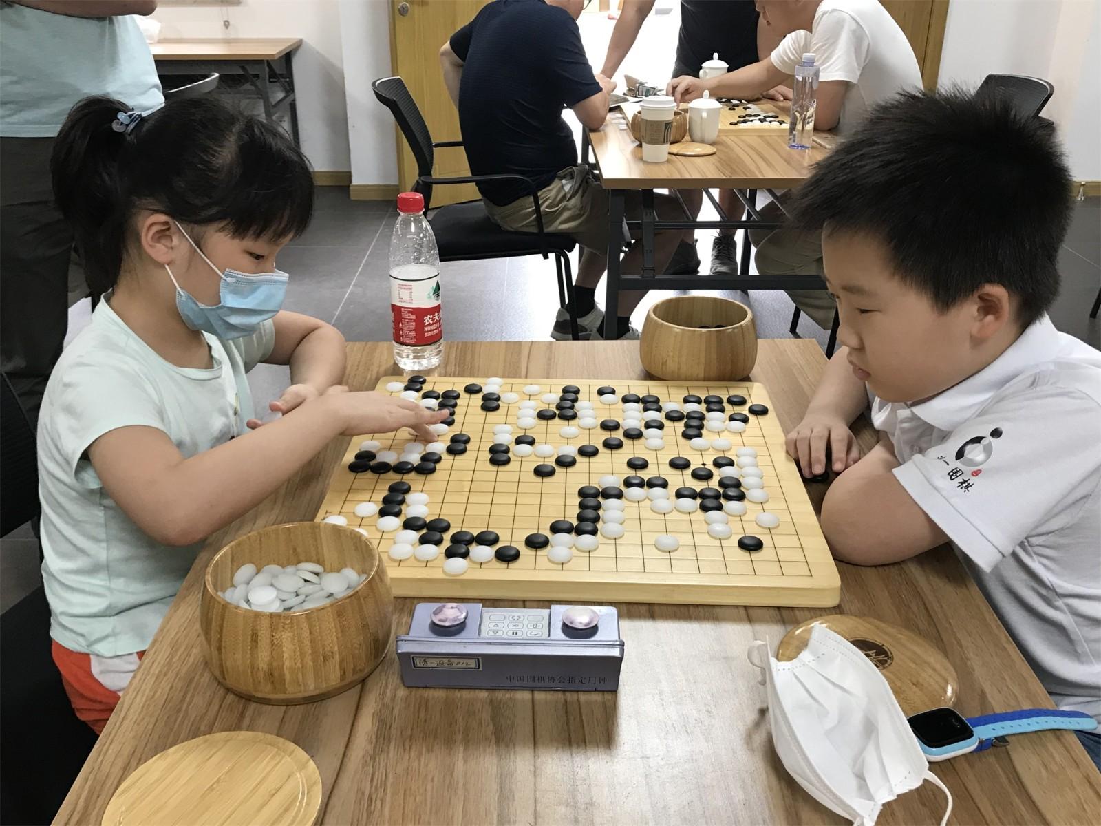 上海围棋协会官网教育，探索围棋之路，培育未来之星