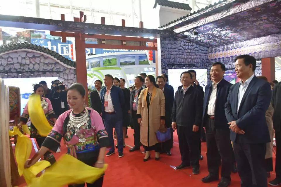 湖南省教育装备协会，引领教育装备创新，推动行业持续发展
