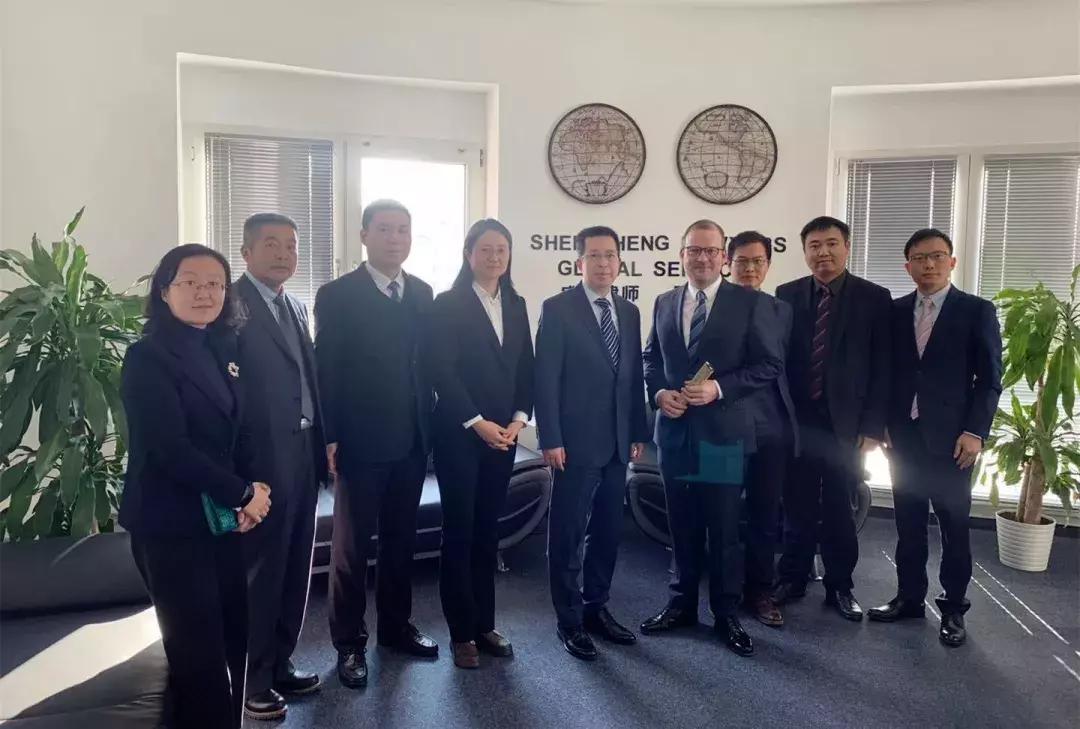 上海教育协会领航城市教育新航标