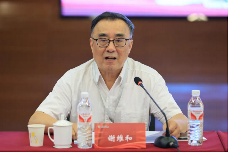 韩中协会与张浩共筑教育之光，贡献与成就概览