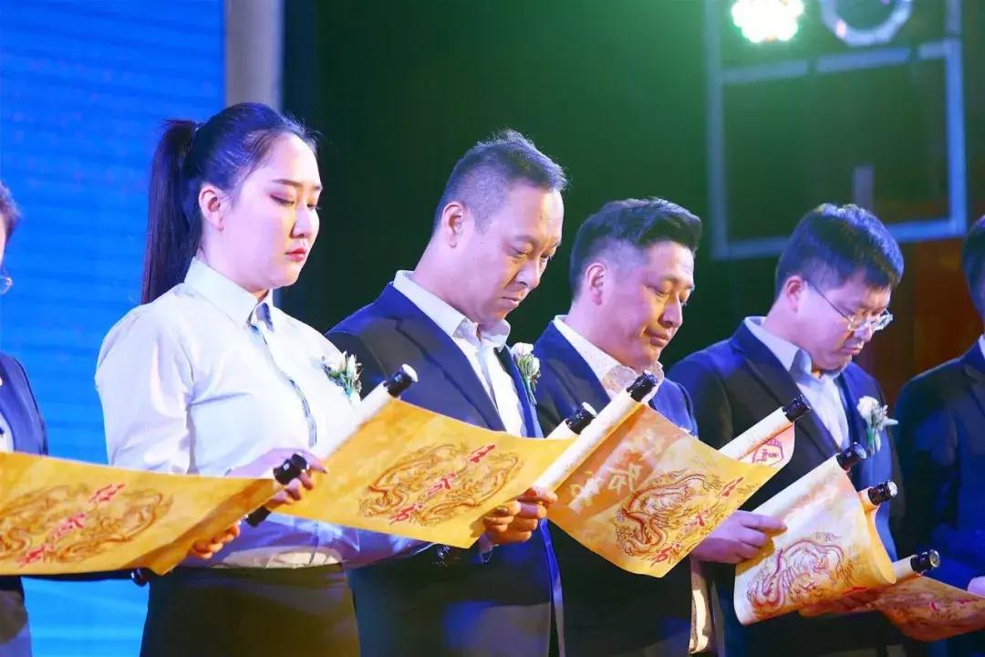 省教育后勤协会年会，回顾成果与展望未来