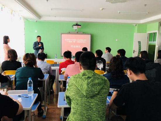 宁夏教育装备协会黄桦，引领行业发展的先锋力量