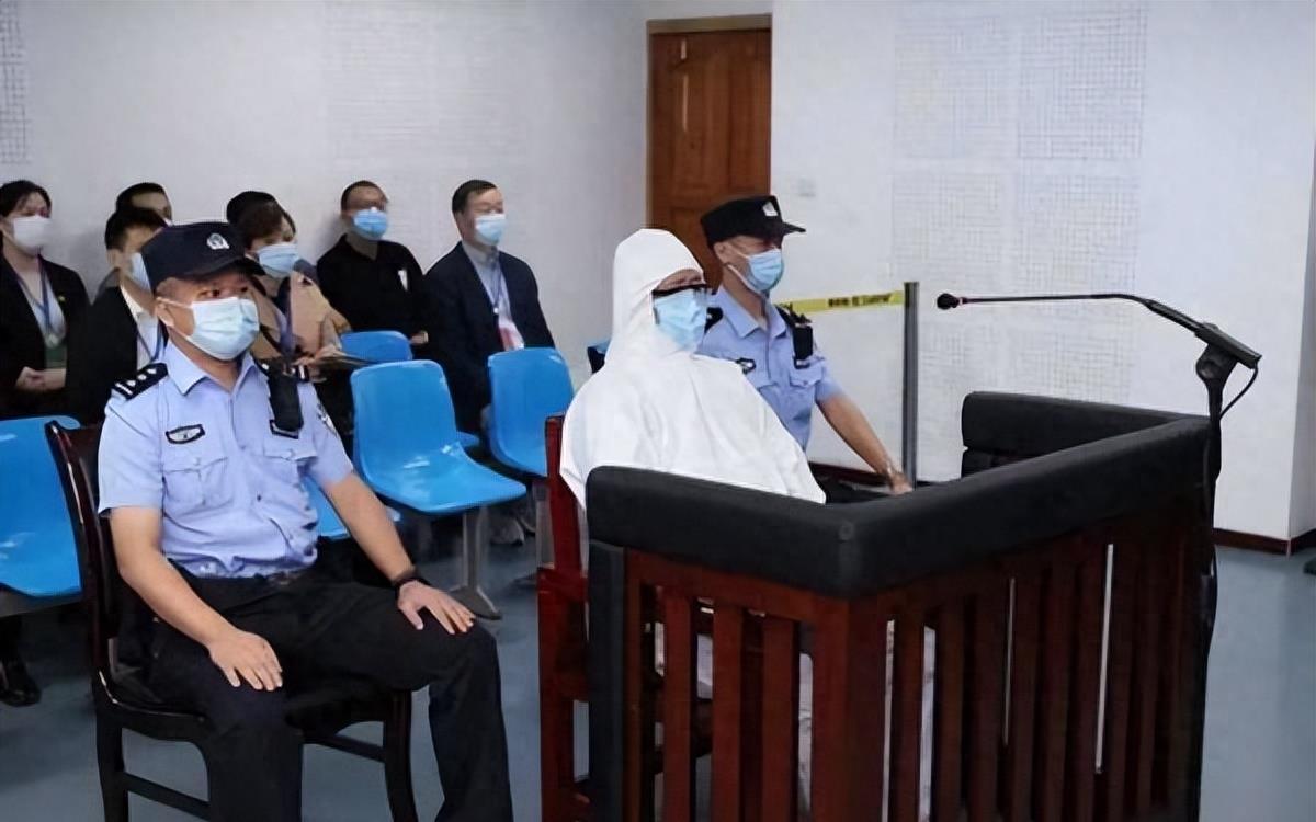 重庆教育后勤协会王平，引领教育后勤事业发展的杰出人物