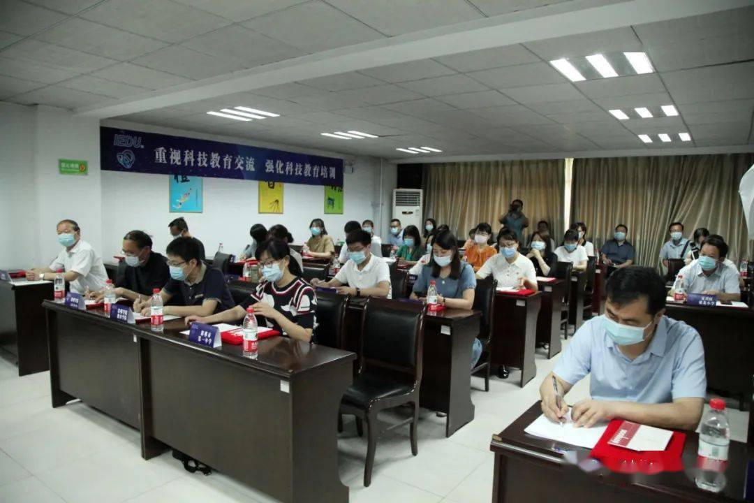 刘江，个性化教育协会的变革先锋，引领教育新潮流