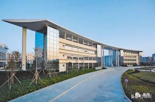 鄞州教育协会会长，引领教育创新，铸就明日辉煌