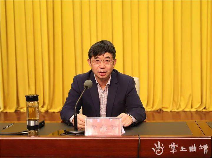 德阳市教育协会洪军，引领教育创新，铸就明日辉煌