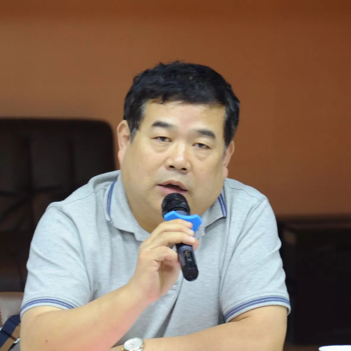 教育行业协会吕会长引领行业变革，铸就辉煌教育篇章