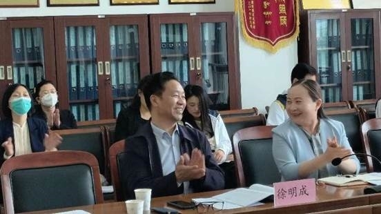 许昌外语教育协会会长，领航英语教育新篇章的领导者