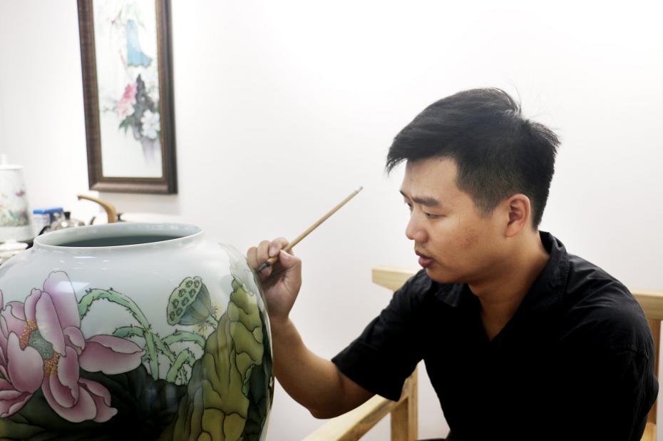 明天景德镇教育协会开会，探讨教育创新与发展