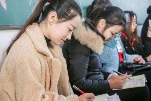 关于开展中国特色高水平高职学校和专业建设计划（2019—2023年）绩效评价工作的通知答记者问