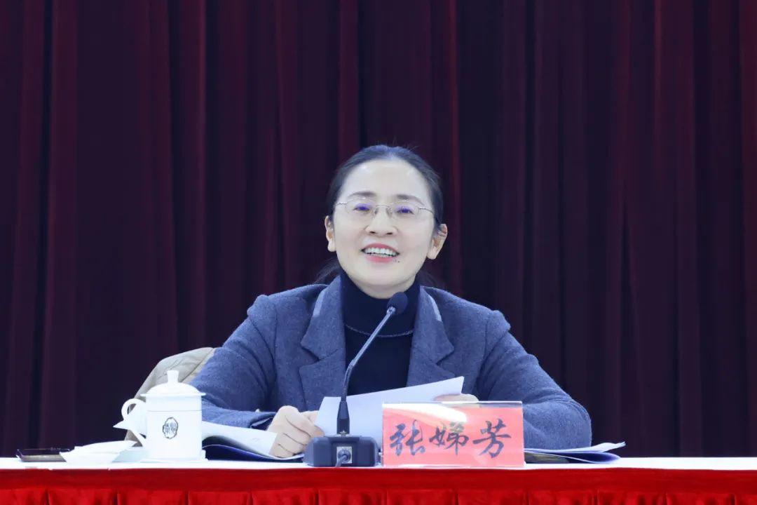 教育部与国家语委负责人解读国务院办公厅关于新时代语言文字工作的意见