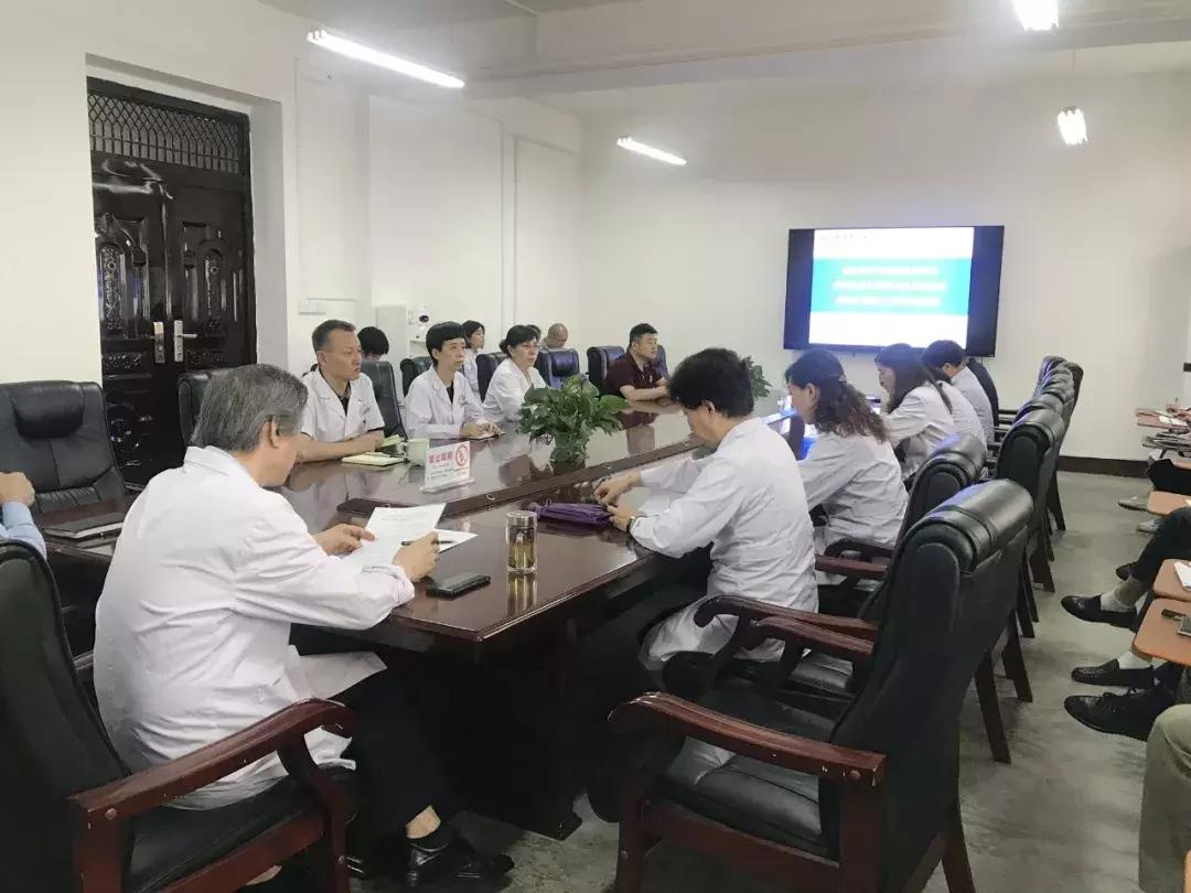 全面加强和改进新时代学校卫生与健康教育工作的策略解读与指导建议