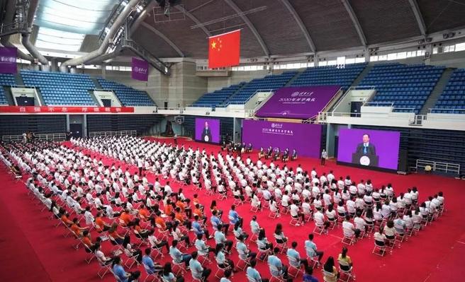 首批国家级一流本科课程公布，教育部高等教育司负责人的深度解读与未来展望