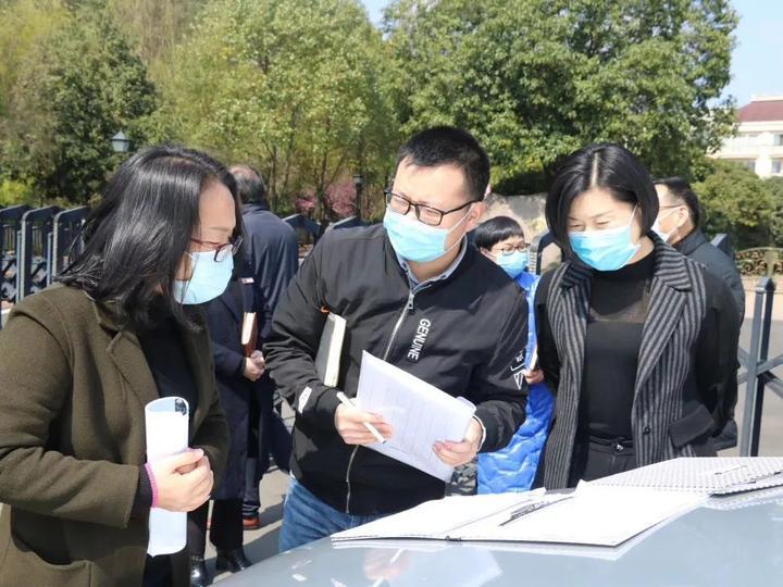 教育部国际司负责人谈中外合作办学解决疫情期间出国留学人员赴境外就学困难问题