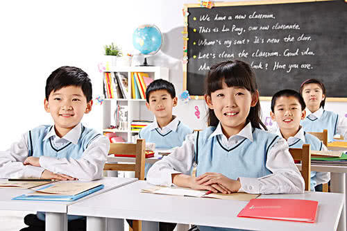 教育部负责人解读减轻中小学教师负担，优化教育教学环境举措