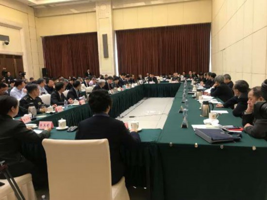教育部有关负责人就国务院办公厅关于全面加强乡村小规模学校和乡镇寄宿制学校建设的指导意见答记者问