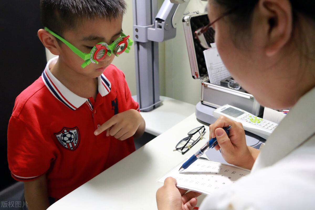 教育部基础教育司负责人就关于做好预防中小学生沉迷网络教育引导工作的紧急通知答记者问