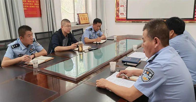 全面改善贫困地区薄弱学校基本办学条件，政策解读与答疑答记者问