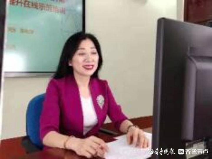有关负责人就深化教师培训模式改革答记者问