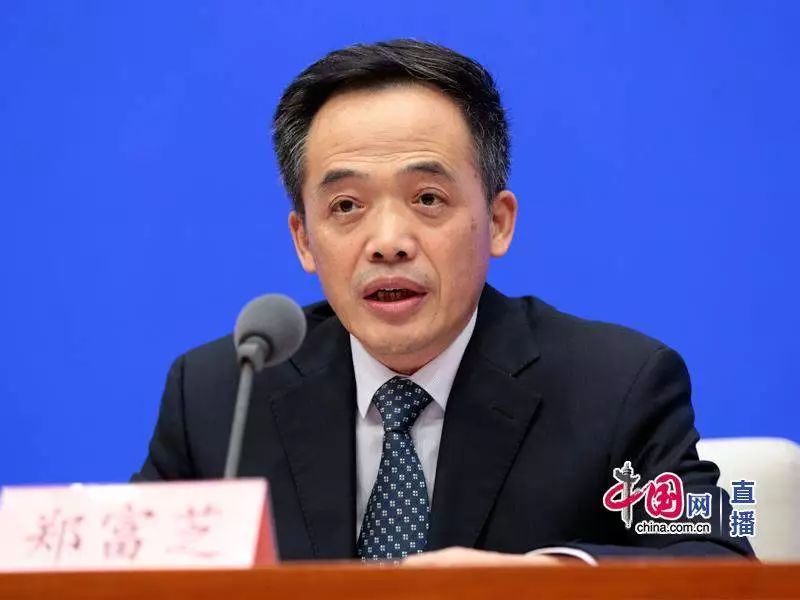 教育部有关负责人就深入推进义务教育均衡发展答记者问