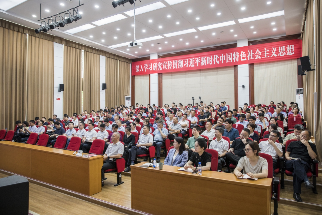 教育部举办低空经济主题教育大讲堂报告会