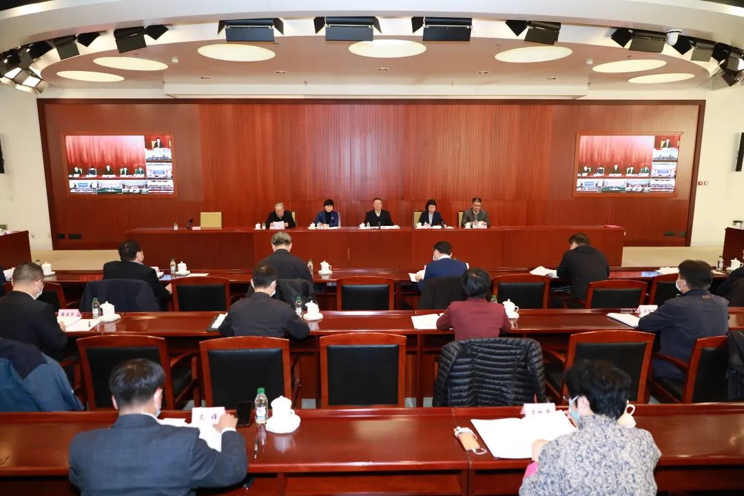 全国语言文字工作会议暨调查工作部署会召开，探讨语言文字使用情况与发展策略