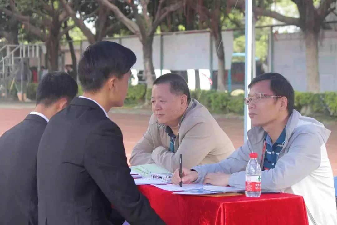 怀进鹏调研高校毕业生就业、人才供需适配及经费监管工作
