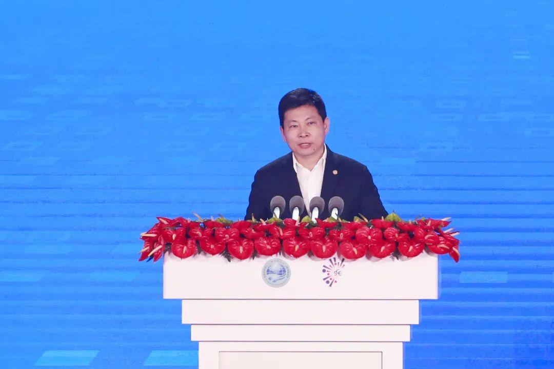 千行万业系列招聘会春季专场活动暨河南省2025届高校毕业生财经政法类专场招聘会在郑州盛大举行