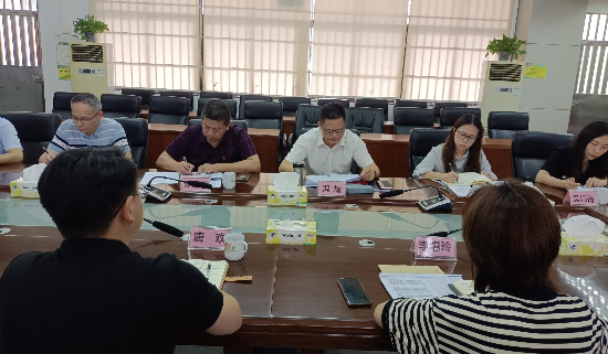 教育部召开党组扩大会，深入学习贯彻习近平总书记重要讲话及全国两会精神，引领教育现代化新征程