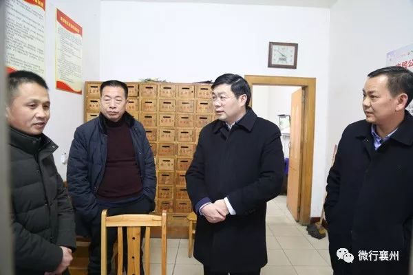 春节期间值班值守干部职工的温暖慰问——怀进鹏的走访纪实