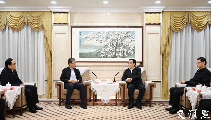 怀进鹏与哈萨克斯坦教育部部长共商深化教育合作，共谋未来发展之路