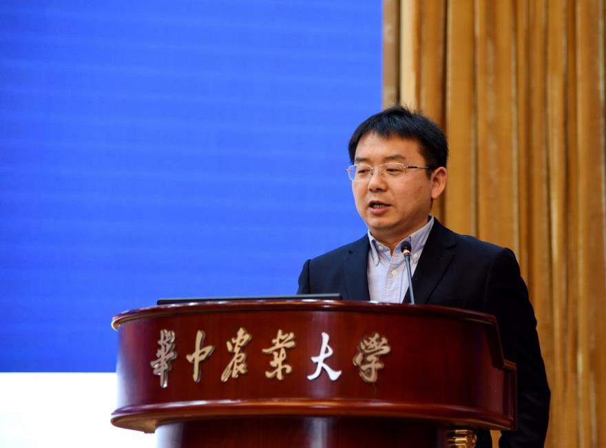 华中农业大学新任校长严建兵，引领未来农业教育的力量