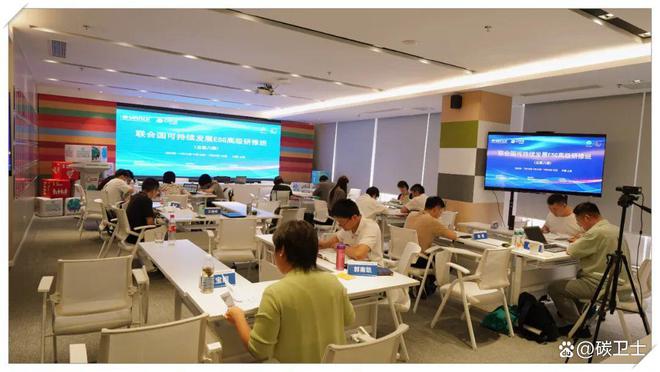 陈杰与联合国助理秘书长尼基尔·塞斯共谋深化合作与发展