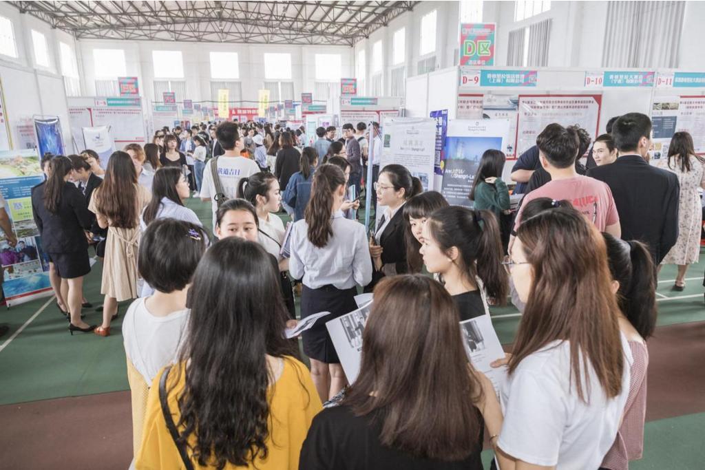 教育部部署各地各高校集中开展大规模校园招聘活动，推动青年人才高质量就业