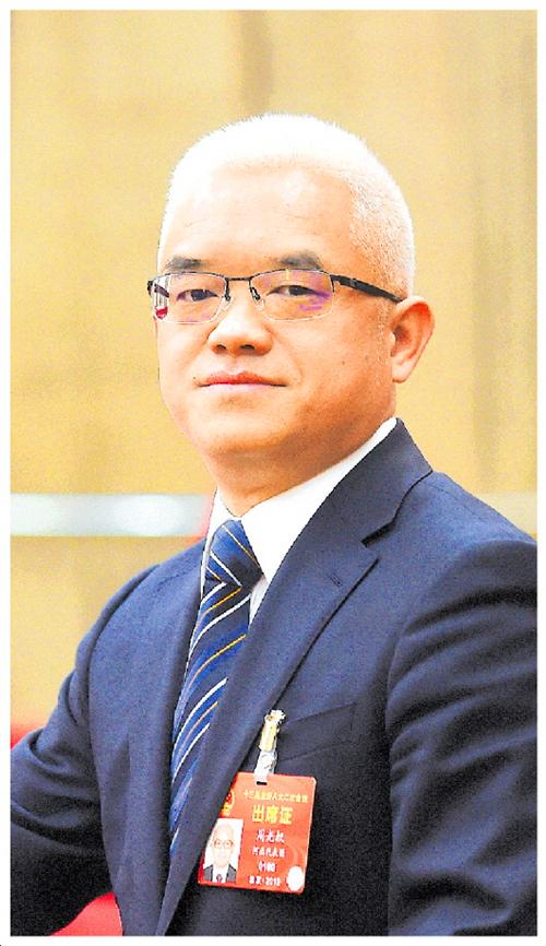 教育部第十三届职工运动会盛大开幕，激发全员活力，共筑教育梦想之旅