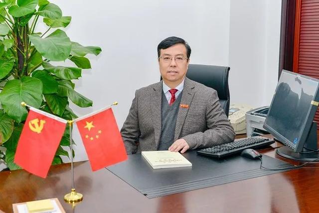 张卫国任西南大学党委书记，王进军任西南大学校长——领导新阵容带来的新期待