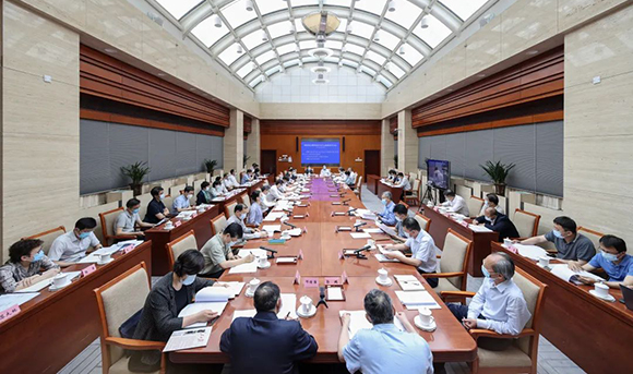 教育部党组深入传达学习习近平总书记重要讲话和重要指示精神
