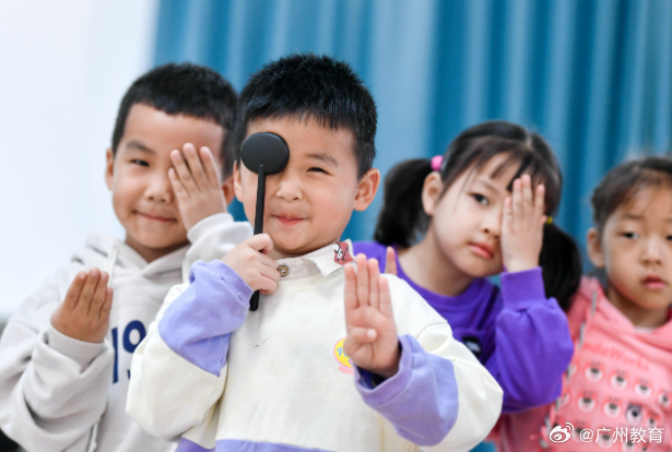 专家解读，幼儿园和小学近视防控关键阶段指导，科学防控通知发布