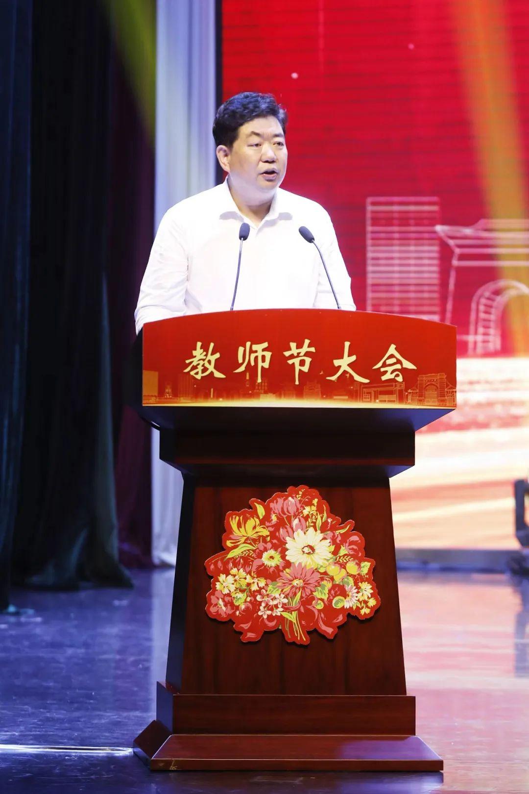 迈出教育强国建设的铿锵步伐