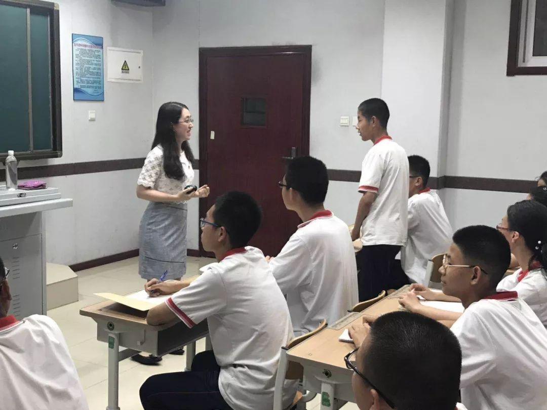 青春向党，挺膺担当——新时代的青年使命与责任